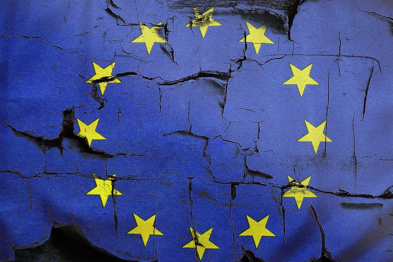 No hay nada de «común» en la política común europea. Y ahora, bajo los golpes de la crisis económica y los cambios en las relaciones mundiales, se está desintegrando aún más.