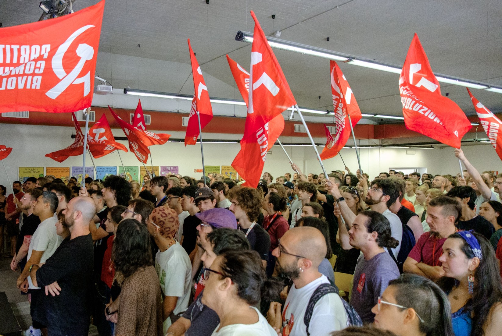 Hay una capa de jóvenes muy radicalizados a los que podemos llegar directamente con nuestras ideas, reclutarlos, y formarlos y educarlos en nuestras filas.